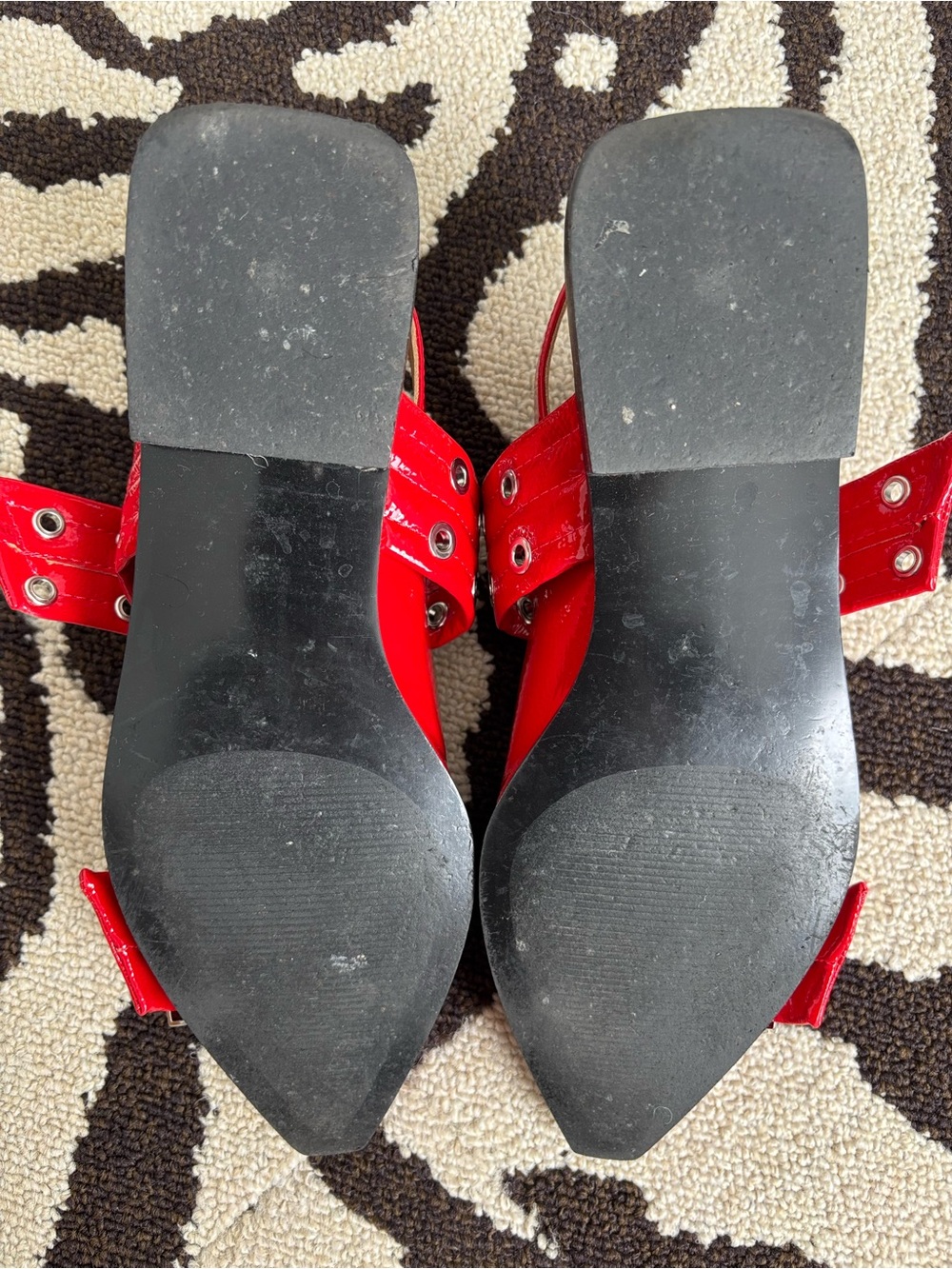 Steve Madden Red Patent Grommet Buckle Pointed Slingback Flats - Picture 3 of 4